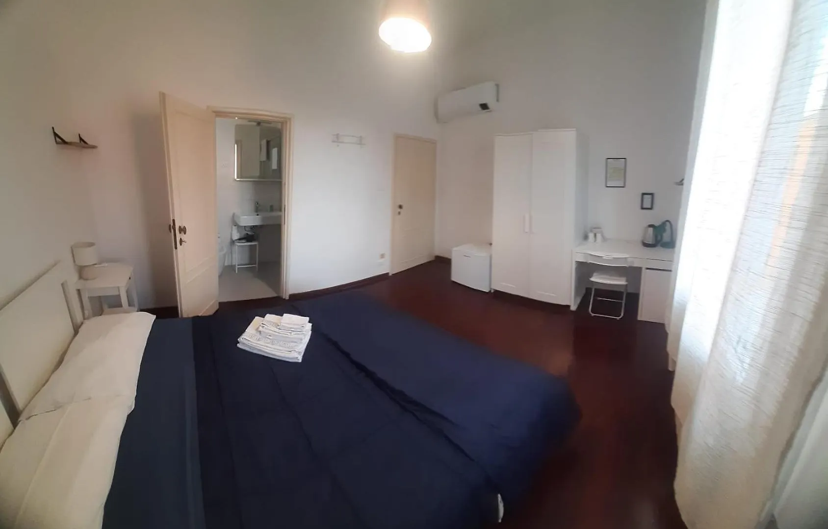 Center Rooms Bartolini Bologna Italy